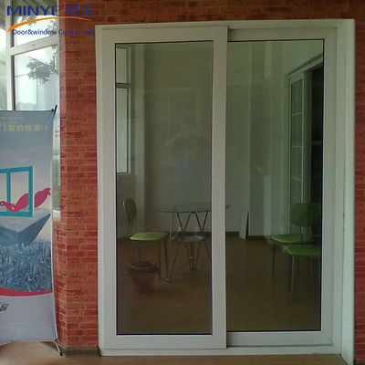 Hoofdmateriaal Massief hout 3500pa Windweerstand UPVC schuifdeuren voor moderne garderobe