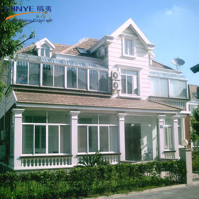 Buiten Solarium met aangepaste grootte Aluminium gebogen glas en aluminium legering