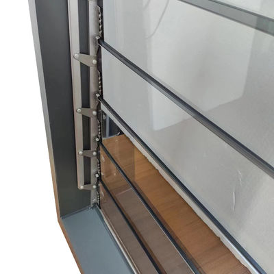 Gepersonaliseerde kleuren Buitenste Aluminium Louvers Ruitluik Glasblad Handleiding Windows