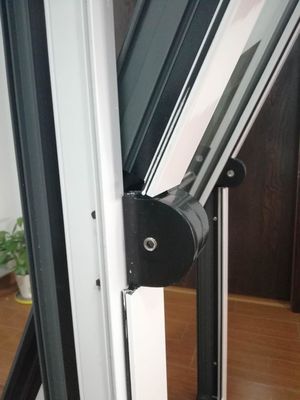Goede afdichting Aanpasbare kleuren Aluminium Centrum Pivot Hang Windows met modern ontwerp