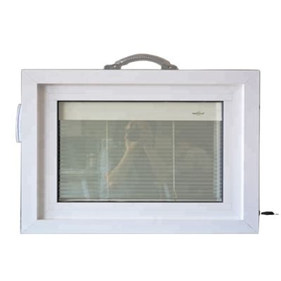 Verwijderde jaloezieën in glas Automatische functie voor geharmoniseerd glas