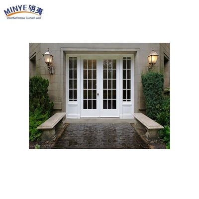 Moderne tuin PVC en UPVC dubbele glazen toegangsdeur in natuurlijke houtkleur met materialen