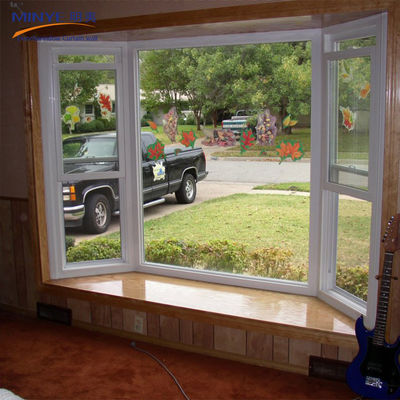 Villa Interieur Glijglas Vensters met groot aluminium paneel en horizontale opening