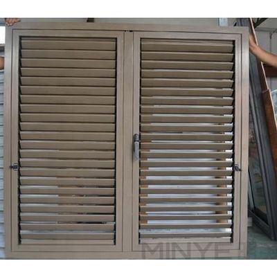 Plantageluiken Aluminium zonnescherm Slats Venster met verticaal openingspatroon