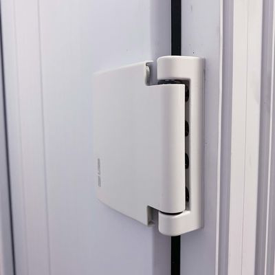 Winddicht PVC Franse stijl hoofddeuren UPVC verticale scharnierdeur met PVC-gussetdeur