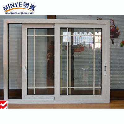 Gepersonaliseerde grootte Appartement Schuifvensters en deuren met modern ontwerp Aluminium glas
