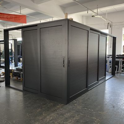 Invoer Schuifdeursysteem voor panoramische hoek Patio deuren afgewerkt in aluminium