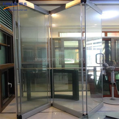 Prachtige raamloze Custom Glass Aluminium Balkon Klappende Deur Met Thermische Isolatie