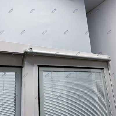 Decoratie Aluminium schuifdeuren met ingebouwde luiker binnendeur en elektrische schakelaar