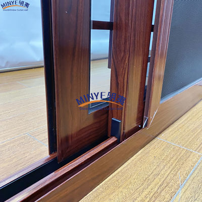 Houtkorrel ontwerp aluminium schuifvenster met dubbel gehard glas en ingebouwde afstandsbediening