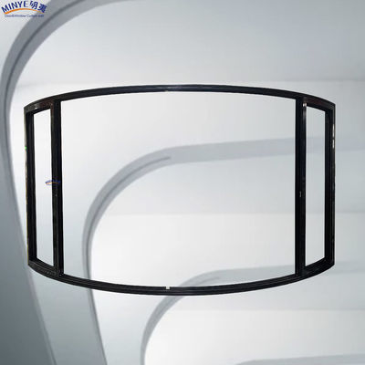 Hotel schuifdeur met gebogen aluminium frame en dubbel gehard glas
