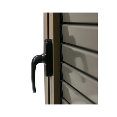 Op maat gemaakte grootte Aluminium met hand bediende deurluik in glas in op maat gemaakte kleuren