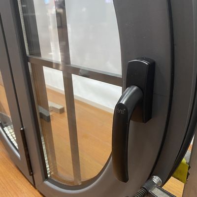 Op maat gemaakte aluminium ronde ruiten met een goede windweerstand en hoge sterkte