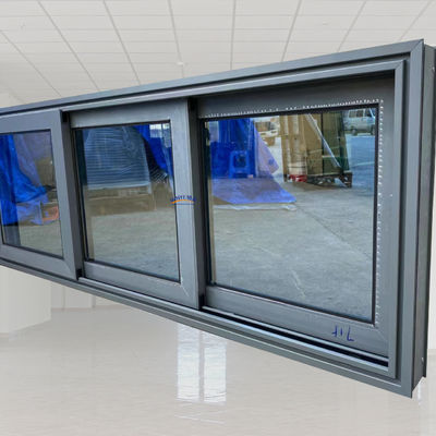 Lange levensduur Aluminium drie-sporig schuifvenster met goede windweerstand en hoge sterkte