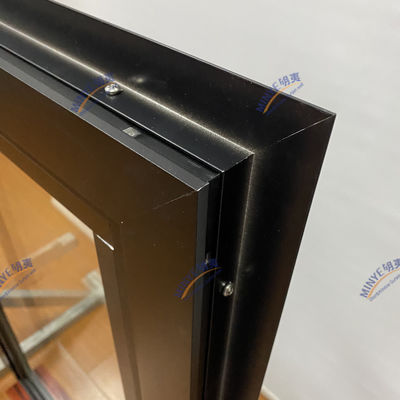 Goed corrosiebestendig aluminium luifelvenster met hoge sterkte en modern ontwerp