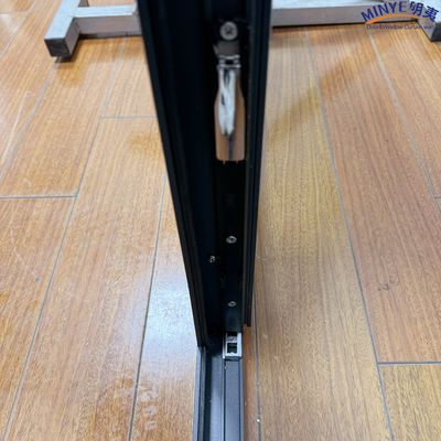 Moderne ontwerp thermische breuk aluminium legering Casement deuren in wit voor en kopers