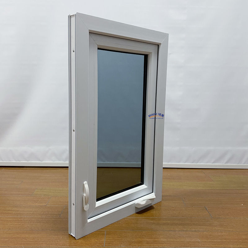 Gepersonaliseerde grootte Wit Upvc-vensters met dubbele beglazing Swing Pvc Casement-venster voor uw